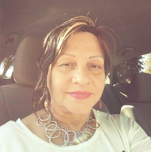 Meet your Posher, Deborah